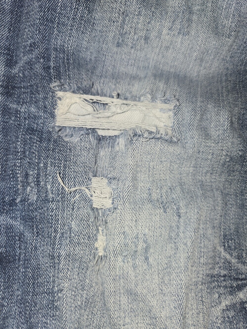 Rock Revival Women's  Distressed  Jeans Sz 32 Bling Pocket - Picture 2 of 8
